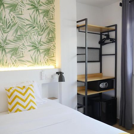 Nanit Rooms Ibiza Hostal Santa Eularia des Riu Værelse billede