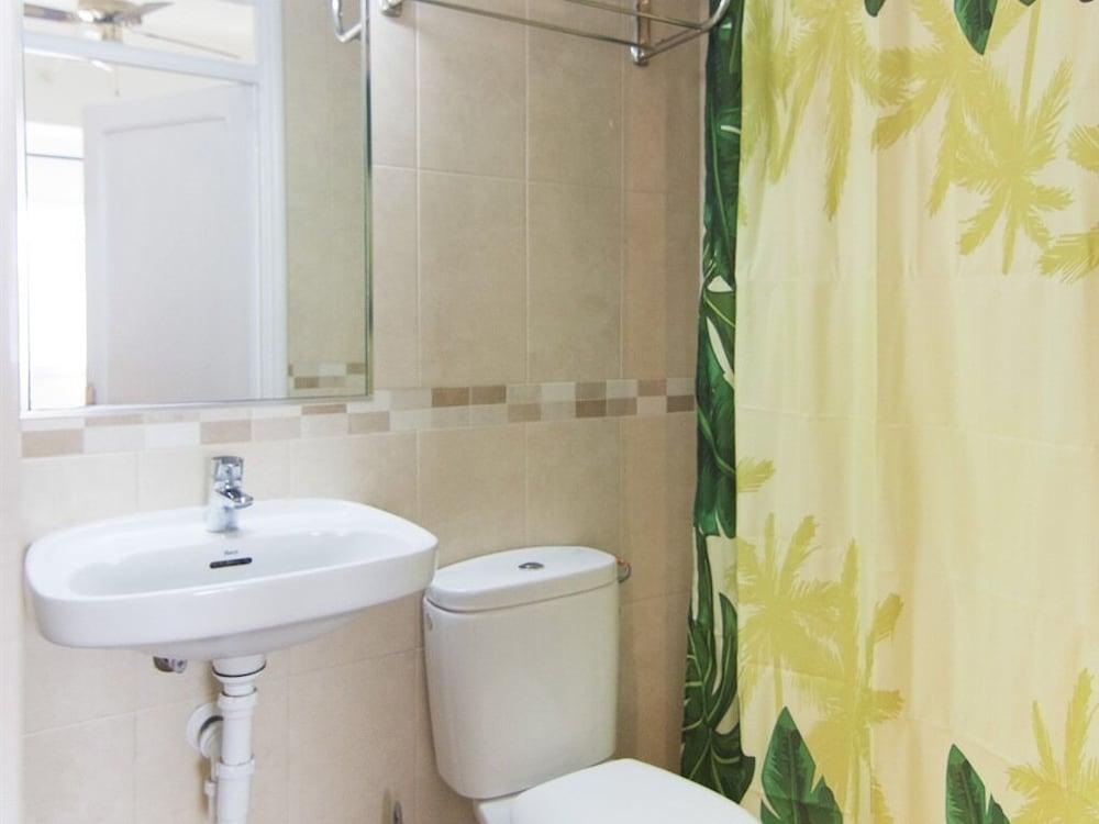 Nanit Rooms Ibiza Hostal Santa Eularia des Riu Eksteriør billede